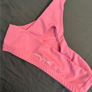 BNWOT - Smile Club WUTEVER Pink Sports Top - XL